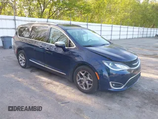 2018 Chrysler Pacifica Limited z VIN 2C4RC1GG9JR185650, wystawiony jako IAAI lot #42225426 z przebiegiem 130 463 mil mil oraz . Historia ofert i sprzedaży dostępna na DreamBid. Obrazek 1.
