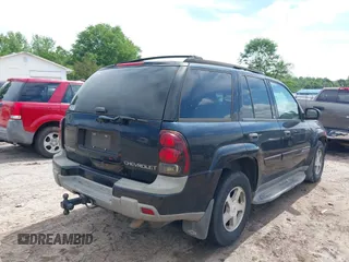 2003 Chevrolet TrailBlazer LS with VIN 1GNDS13SX32286650, listed as a IAAI auction lot 42111372 with 145,965 mi miles and . Bid and sale history available at DreamBid. Image 4.