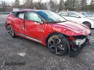 2023 Kia EV6 GT-Line z VIN KNDC4DLC7P5119837, wystawiony jako IAAI lot #41113874 z przebiegiem 26 782 mil mil oraz . Historia ofert i sprzedaży dostępna na DreamBid. Obrazek 1.