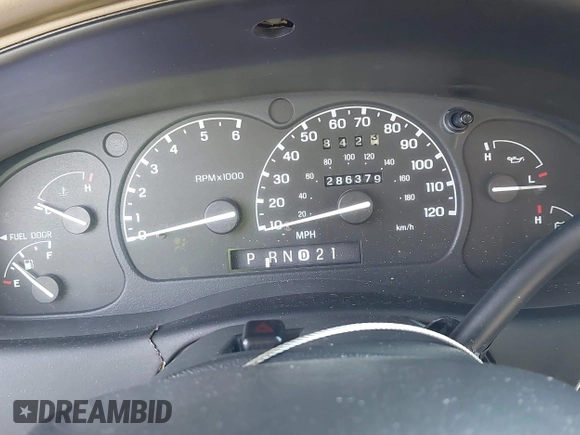 1999 Mercury Mountaineer z VIN 4M2ZU52P9XUJ11372, wystawiony jako IAAI lot #41849011 z przebiegiem 286 379 mil mil oraz . Historia ofert i sprzedaży dostępna na DreamBid. Obrazek 7.