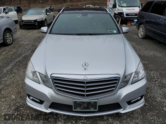 2011 Mercedes-Benz E 350 Luxury with VIN WDDHH8HB8BA281581, listed as a Copart auction lot 51486685 with 179,463 mi miles and Salvage Title. Bid and sale history available at DreamBid. Image 5.