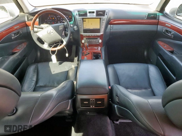 2011 Lexus LS 460 z VIN JTHBL5EF2B5102883, wystawiony jako Copart lot #49342705 z przebiegiem 94 082 mil mil oraz Czysty tytuł • Clean title. Historia ofert i sprzedaży dostępna na DreamBid. Obrazek 8.