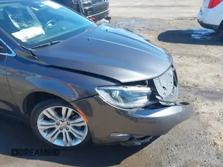 2015 Chrysler 200 Limited with VIN 1C3CCCAB1FN626906, listed as a IAAI auction lot 41644390 with 69,072 mi miles. Bid and sale history available at carsss.com. Image 19.