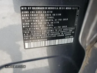 2018 Volkswagen Tiguan SEL с VIN 3VV2B7AX9JM095648, выставлен на аукционе Copart как лот 62558265 с пробегом 104 498 миль миль и Списание • Salvage title. История ставок и продаж доступна на DreamBid. Изображение 14.