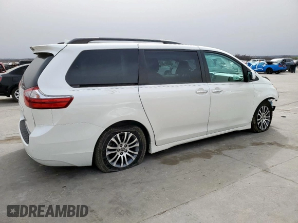2020 Toyota Sienna XLE Auto Access Seat with VIN 5TDYZ3DC6LS058257, listed as a Copart auction lot 47884555 with 82,662 mi miles and Salvage Title. Bid and sale history available at carsss.com. Image 3.