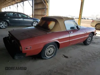 1980 Alfa Romeo Spider z VIN AR115410010807, wystawiony jako Copart lot #83566094 z przebiegiem 53 510 mil mil oraz Czysty tytuł • Clean title. Historia ofert i sprzedaży dostępna na DreamBid. Obrazek 3.