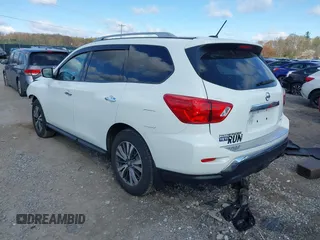 2017 Nissan Pathfinder SV z VIN 5N1DR2MM8HC683314, wystawiony jako IAAI lot #42013028 z przebiegiem 68 920 mil mil oraz . Historia ofert i sprzedaży dostępna na DreamBid. Obrazek 3.