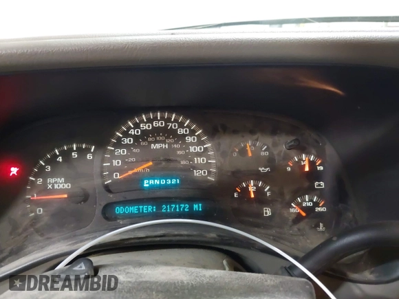 2005 Chevrolet Silverado 1500 Z71 with VIN 1GCEK19Z55Z148705, listed as a IAAI auction lot 42084628 with 217,172 mi miles. Bid and sale history available at carsss.com. Image 7.