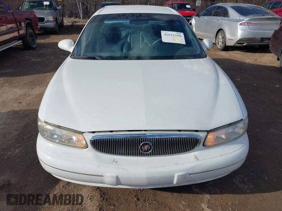 1998 Buick Century Limited with VIN 2G4WY52M7W1431668, listed as a IAAI auction lot 41691100 with 178,398 mi miles. Bid and sale history available at carsss.com. Image 6.
