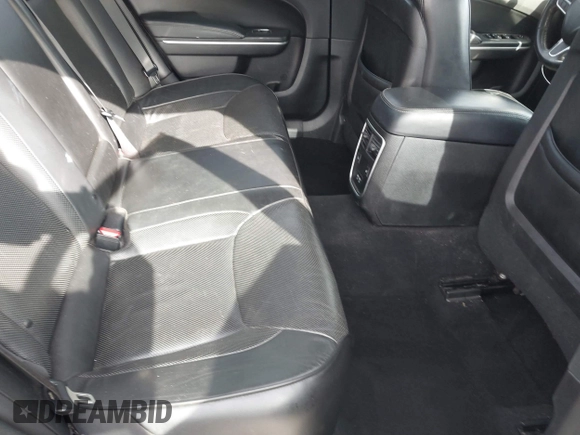 2019 Chrysler 300 Limited with VIN 2C3CCAKG5KH594978, listed as a IAAI auction lot 41261006 with 184,890 mi miles. Bid and sale history available at carsss.com. Image 8.
