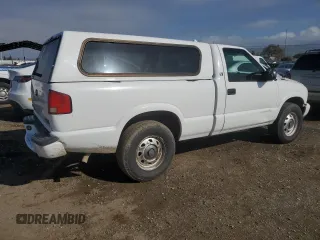 2000 GMC Sonoma with VIN 1GTDT14W8Y8313288, listed as a Copart auction lot 47313605 with 309,224 mi miles and Salvage Title. Bid and sale history available at DreamBid. Image 3.