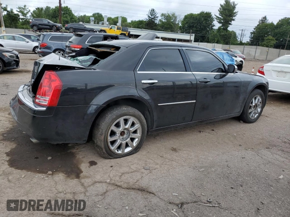 2009 Chrysler 300 z VIN 2C3KK63T39H629020, wystawiony jako Copart lot #65266734 z przebiegiem 175 591 mil mil oraz Szkoda całkowita • Salvage title. Historia ofert i sprzedaży dostępna na DreamBid. Obrazek 3.