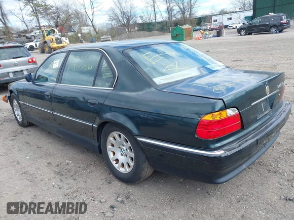 2000 BMW 7 Series 740iL with VIN WBAGH8343YDP13075, listed as a IAAI auction lot 42050589 with 999,999 mi miles. Bid and sale history available at carsss.com. Image 3.