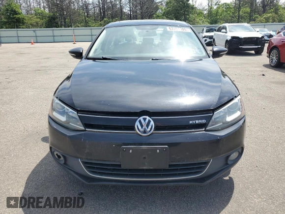 2013 Volkswagen Jetta Hybrid SE with VIN 3VW637AJXDM225219, listed as a Copart auction lot 63197905 with 97,672 mi miles and Clean title. Bid and sale history available at DreamBid. Image 5.