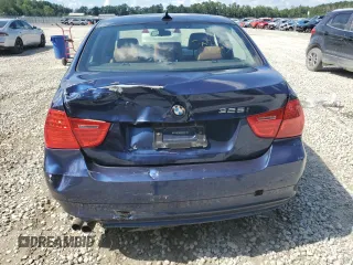 2011 BMW 3 Series 328i xDrive z VIN WBAPK5C57BA654405, wystawiony jako Copart lot #63236275 z przebiegiem 200 654 mil mil oraz Szkoda całkowita • Salvage title. Historia ofert i sprzedaży dostępna na DreamBid. Obrazek 6.