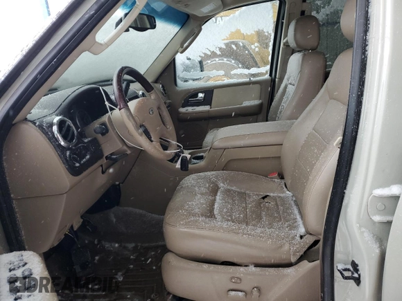 2005 Ford Expedition Limited with VIN 1FMPU20535LB13520, listed as a Copart auction lot 42314655 with 191,691 mi miles and Non Repairable. Bid and sale history available at carsss.com. Image 7.