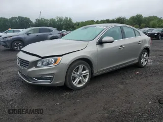 2015 Volvo S60 T5 Premier с VIN YV1612TB8F1304948, выставлен на аукционе Copart как лот 61372135 с пробегом 192 629 миль миль и Списание • Salvage title. История ставок и продаж доступна на DreamBid. Изображение 1.