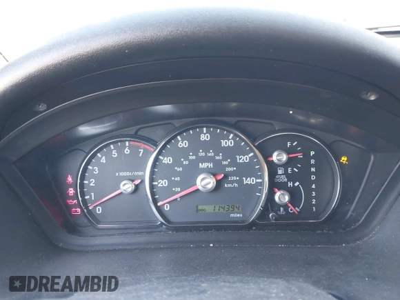 2008 Mitsubishi Endeavor LS with VIN 4A4MN21S98E043502, listed as a IAAI auction lot 41783447 with 114,394 mi miles. Bid and sale history available at carsss.com. Image 7.