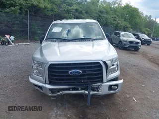 2017 Ford F-150 XL z VIN 1FTEX1EP5HFC32258, wystawiony jako IAAI lot #42224816 z przebiegiem 68 263 mil mil oraz . Historia ofert i sprzedaży dostępna na DreamBid. Obrazek 12.