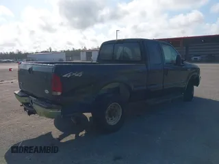 2000 Ford F-250 XL with VIN 1FTNX21F7YEC30939, listed as a IAAI auction lot 41495195 with 251,123 mi miles and . Bid and sale history available at DreamBid. Image 4.