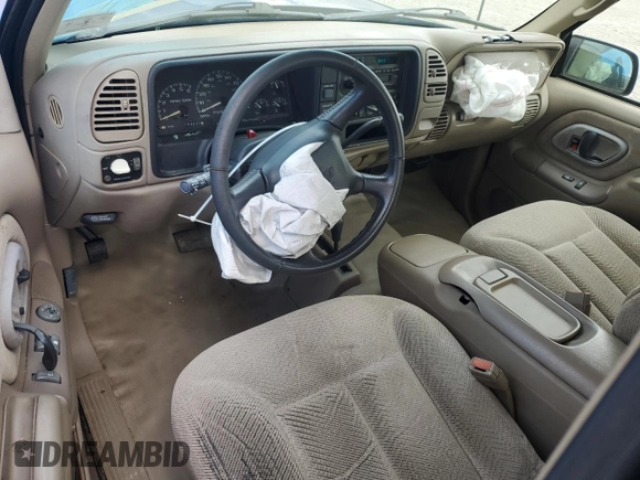 1998 Chevrolet Silverado 1500 with VIN 1GCEK19R1WE147639, listed as a Copart auction lot 55792545 with 193,501 mi miles and Salvage Title. Bid and sale history available at DreamBid. Image 8.