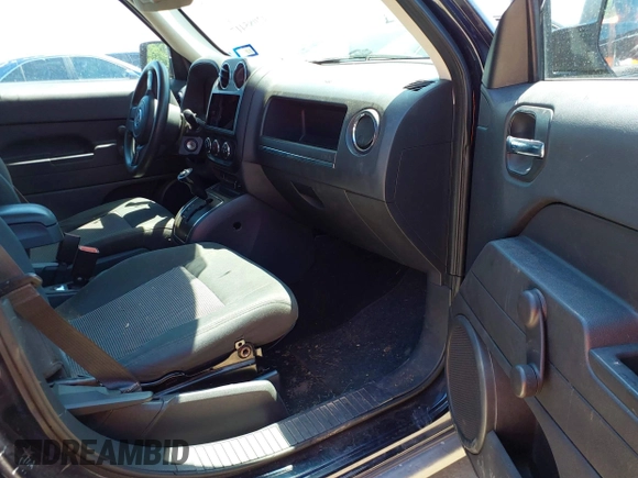 2011 Jeep Patriot Latitude with VIN 1J4NF1GB7BD141011, listed as a IAAI auction lot 42085417 with Not Provided miles and . Bid and sale history available at DreamBid. Image 5.