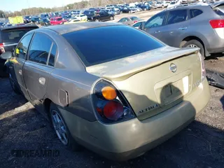 2005 Nissan Altima 2.5 z VIN 1N4AL11D45C237217, wystawiony jako IAAI lot #41582663 z przebiegiem 219 052 mil mil oraz . Historia ofert i sprzedaży dostępna na DreamBid. Obrazek 3.