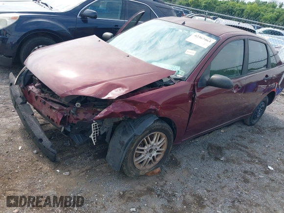 2007 Ford Focus S z VIN 1FAFP34N07W338511, wystawiony jako IAAI lot #42367463 z przebiegiem 170 000 mil mil oraz . Historia ofert i sprzedaży dostępna na DreamBid. Obrazek 2.