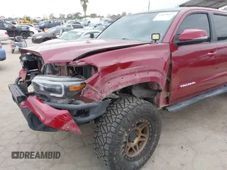 2017 Toyota Tacoma SR5 with VIN 3TMDZ5BN7HM017500, listed as a IAAI auction lot 41819027 with 112,406 mi miles. Bid and sale history available at carsss.com. Image 6.