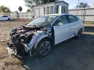 2021 Honda Clarity with VIN JHMZC5F1XMC001719, listed as a Copart auction lot 45102063 with 19,414 mi miles. Bid and sale history available at carsss.com. Image 1.