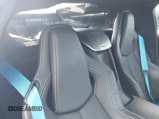 2023 Chevrolet Corvette 2LT z VIN 1G1YB2D49P5131567, wystawiony jako IAAI lot #42005964 z przebiegiem Nie podano mil oraz . Historia ofert i sprzedaży dostępna na DreamBid. Obrazek 8.