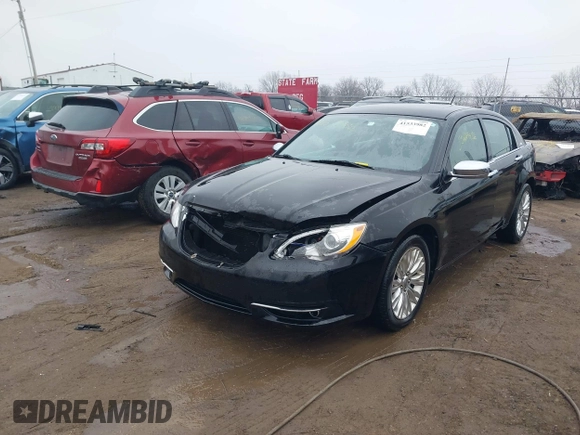 2013 Chrysler 200 Limited with VIN 1C3CCBCG4DN768490, listed as a IAAI auction lot 41533982 with 136,294 mi miles. Bid and sale history available at carsss.com. Image 17.