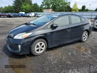 2015 Toyota Prius Four with VIN JTDKN3DU1F1875650, listed as a Copart auction lot 63321695 with 258,166 mi miles and Clean title. Bid and sale history available at DreamBid. Image 1.