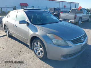 2007 Nissan Altima 2.5 S with VIN 1N4AL21E27N423263, listed as a IAAI auction lot 42049782 with 163,945 mi miles. Bid and sale history available at carsss.com. Image 1.