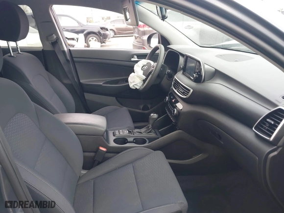 2019 Hyundai Tucson Value with VIN KM8J33A49KU071977, listed as a IAAI auction lot 41515460 with 24,701 mi miles. Bid and sale history available at carsss.com. Image 5.