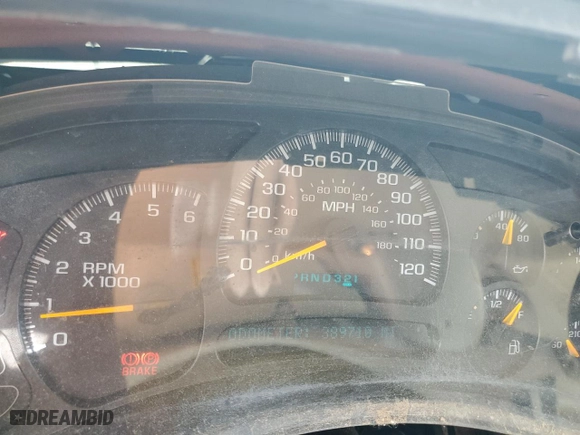 2005 Chevrolet Silverado 1500 LS with VIN 2GCEC13TX51205989, listed as a Copart auction lot 53395695 with 389,710 mi miles and Clean Title. Bid and sale history available at carsss.com. Image 9.
