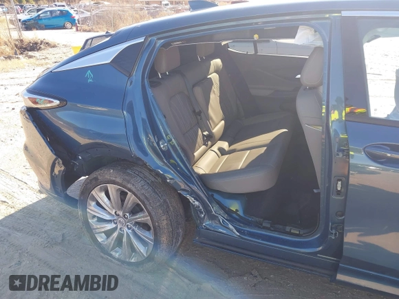 2024 Buick Envista Avenir with VIN KL47LCE27RB154928, listed as a IAAI auction lot 41431422 with 14,891 mi miles and . Bid and sale history available at DreamBid. Image 6.