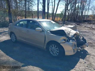 2011 Toyota Camry LE with VIN 4T1BF3EK3BU640195, listed as a IAAI auction lot 41891119 with 208,221 mi miles. Bid and sale history available at carsss.com. Image 1.
