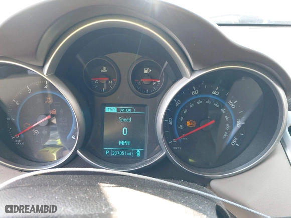 2015 Chevrolet Cruze LT with VIN 1G1PE5SB5F7237605, listed as a IAAI auction lot 41802293 with 207,051 mi miles. Bid and sale history available at carsss.com. Image 7.