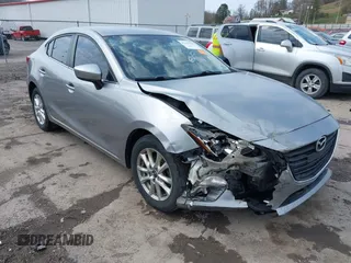 2014 Mazda 3 i Touring z VIN JM1BM1V77E1138547, wystawiony jako IAAI lot #41925756 z przebiegiem 49 697 mil mil oraz . Historia ofert i sprzedaży dostępna na DreamBid. Obrazek 1.