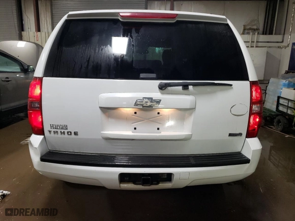 2010 Chevrolet Tahoe LS with VIN 1GNUKAE0XAR274868, listed as a Copart auction lot 44558275 with 95,363 mi miles and Salvage Title. Bid and sale history available at carsss.com. Image 6.