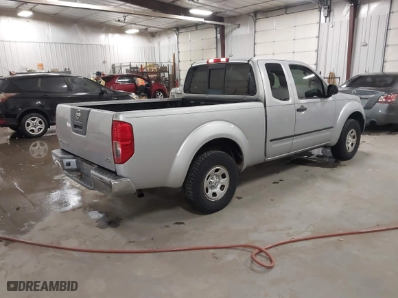 2007 Nissan Frontier XE with VIN 1N6BD06T87C402286, listed as a IAAI auction lot 41833092 with 202,203 mi miles. Bid and sale history available at carsss.com. Image 4.