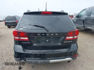 2017 Dodge Journey Crossroad Plus with VIN 3C4PDCGB3HT556863, listed as a IAAI auction lot 41629766 with 105,079 mi miles. Bid and sale history available at carsss.com. Image 17.