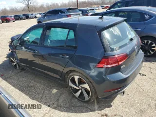 2018 Volkswagen GTI S z VIN 3VW447AU2JM281956, wystawiony jako Copart lot #50952245 z przebiegiem Nie podano mil oraz Czysty tytuł • Clean title. Historia ofert i sprzedaży dostępna na DreamBid. Obrazek 2.