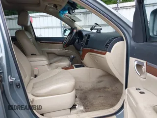 2009 Hyundai Santa Fe SE z VIN 5NMSH13E79H280107, wystawiony jako IAAI lot #42437996 z przebiegiem 171 106 mil mil oraz . Historia ofert i sprzedaży dostępna na DreamBid. Obrazek 5.