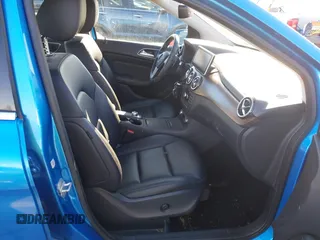 2014 Mercedes-Benz B Electric Drive with VIN WDDVP9AB5EJ002730, listed as a IAAI auction lot 41308975 with 31,365 mi miles and . Bid and sale history available at DreamBid. Image 5.