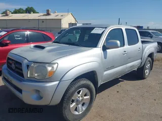 2007 Toyota Tacoma PreRunner с VIN 5TEJU62NX7Z450754, выставлен на аукционе IAAI как лот 42167915 с пробегом 221 560 миль миль и . История ставок и продаж доступна на DreamBid. Изображение 17.
