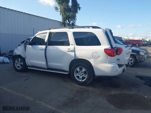 2008 Toyota Sequoia SR5 with VIN 5TDBY64A78S000870, listed as a IAAI auction lot 41756220 with 1 mi miles. Bid and sale history available at carsss.com. Image 14.