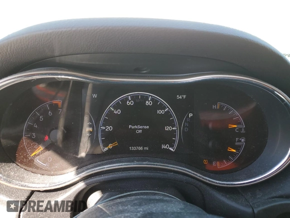 2017 Jeep Grand Cherokee Laredo z VIN 1C4RJFAG6HC618162, wystawiony jako Copart lot #56150195 z przebiegiem 133 766 mil mil oraz Szkoda całkowita • Salvage title. Historia ofert i sprzedaży dostępna na DreamBid. Obrazek 9.