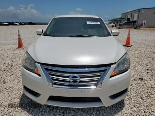 2014 Nissan Sentra SV with VIN 3N1AB7AP4EL650501, listed as a Copart auction lot 61806835 with 162,107 mi miles and Clean title. Bid and sale history available at DreamBid. Image 5.